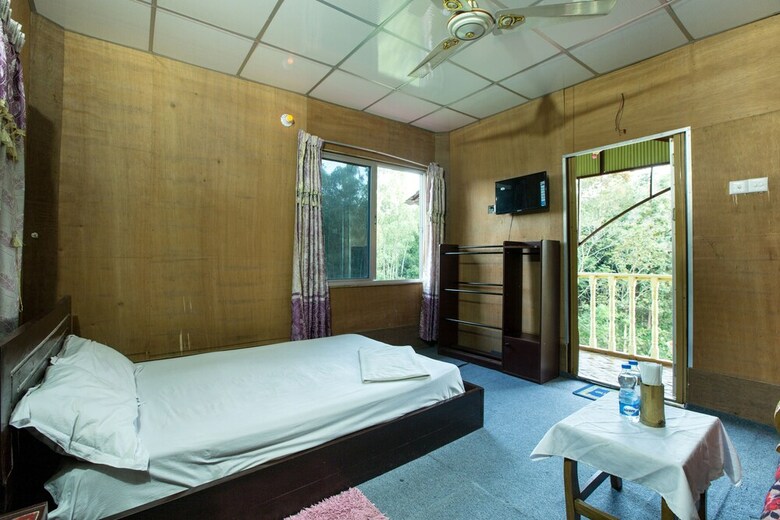 Hotel Fanush Resort