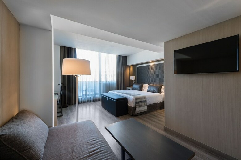 Hotel Catalonia Square