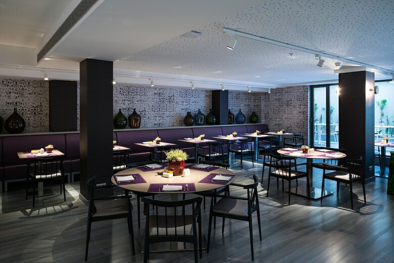 Hotel Catalonia Square