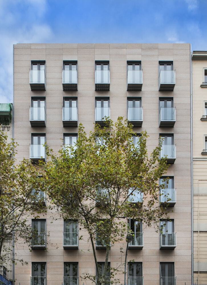 Hotel Catalonia Square