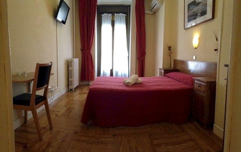 Hostal Aresol