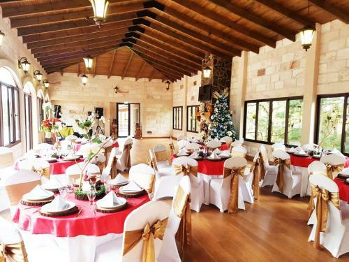 Hotel Y Caba�as Ros