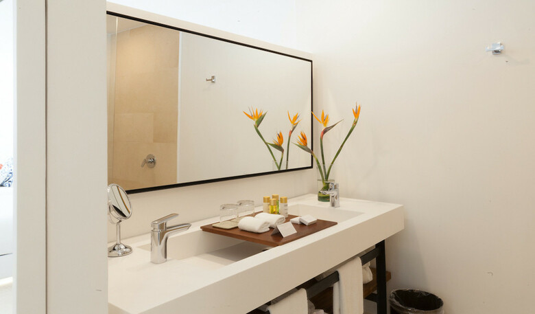 N�car Hotel Cartagena, Curio Collection By Hilton