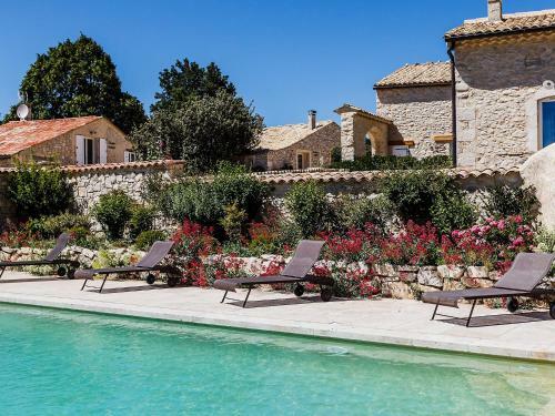 Holiday Home Aubignane Le Mas Des Oliviers
