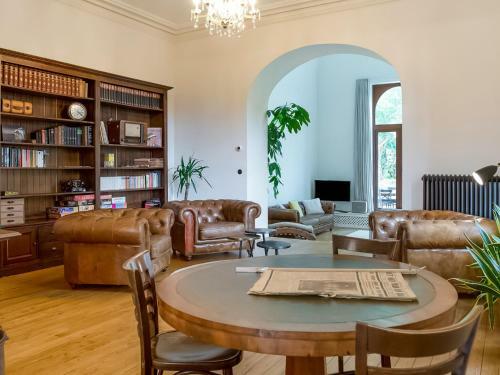 Beautiful Holiday Home With Sauna In Chiny