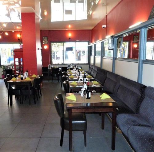 Hotel H�tel Zenati