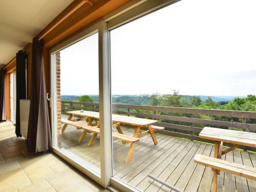 Beautiful Holiday Home In Hastiere Near Forest