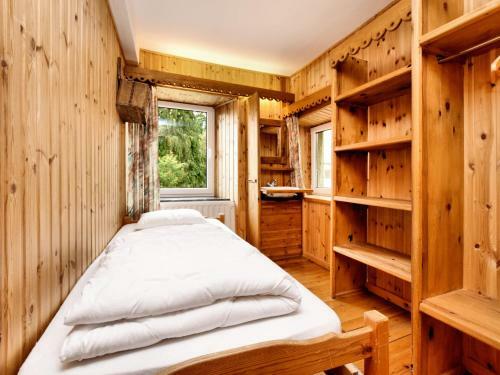 Lavish Holiday Home In Durbuy With Sauna