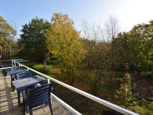 Lovely Bungalow In Waulsort With Swimming Pool