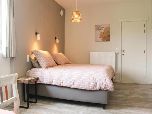 Nine-bedroom Holiday Home In Borgloon