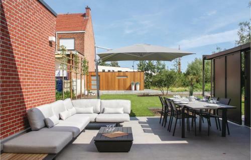 Four-bedroom Holiday Home In Zemst