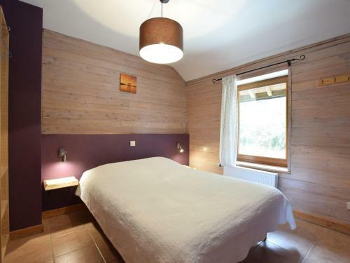 Duplex Chalet In Rendeux With Parking And Garden With Forets Views