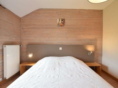 Duplex Chalet In Rendeux With Parking And Garden With Forets Views
