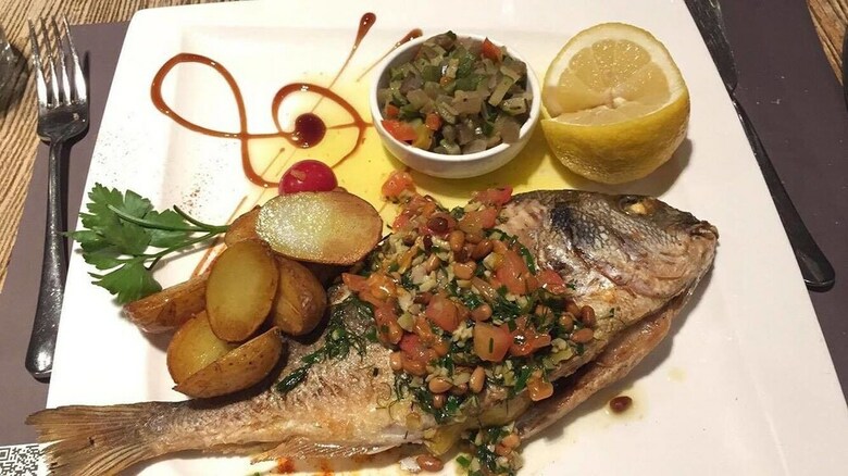 Hotel L'escape Grill