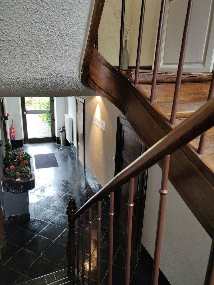 Hotel L'escape Grill