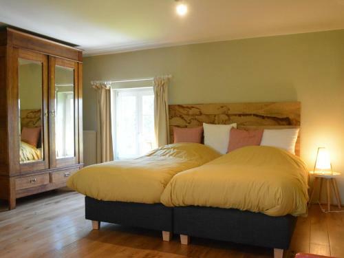 Spacious Holiday Home In Rochefort With Terrace