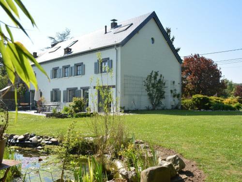 Spacious Holiday Home In Rochefort With Terrace