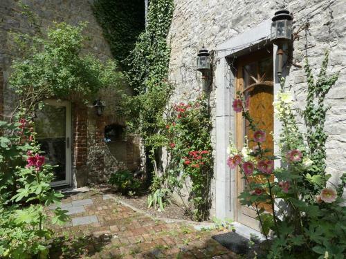 Gorgeous Holiday Home Near Durbuy With Pond