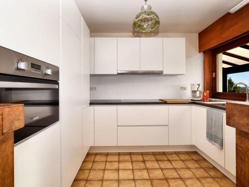 Cosy Holiday Home In Nadrin With Private Terrace