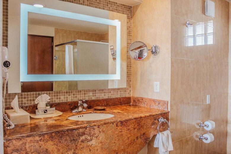 Hotel Gr Solaris Lighthouse Los Cabos