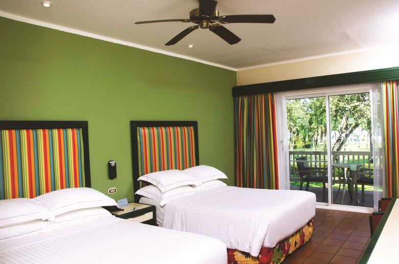 Hotel Barcel� Tambor