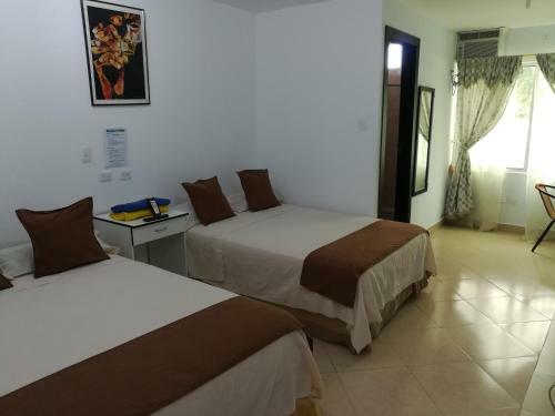 Hostal Rio Suites