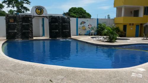 Hostal Rio Suites