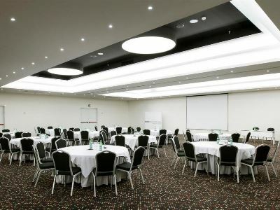 Hotel Barcel� Sants