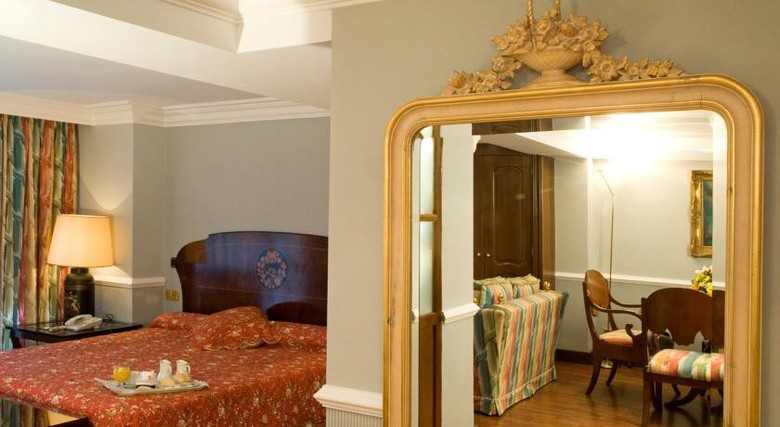 Hotel Mar�a Luisa