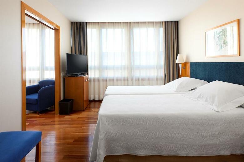 Hotel NH Castell�n Mindoro