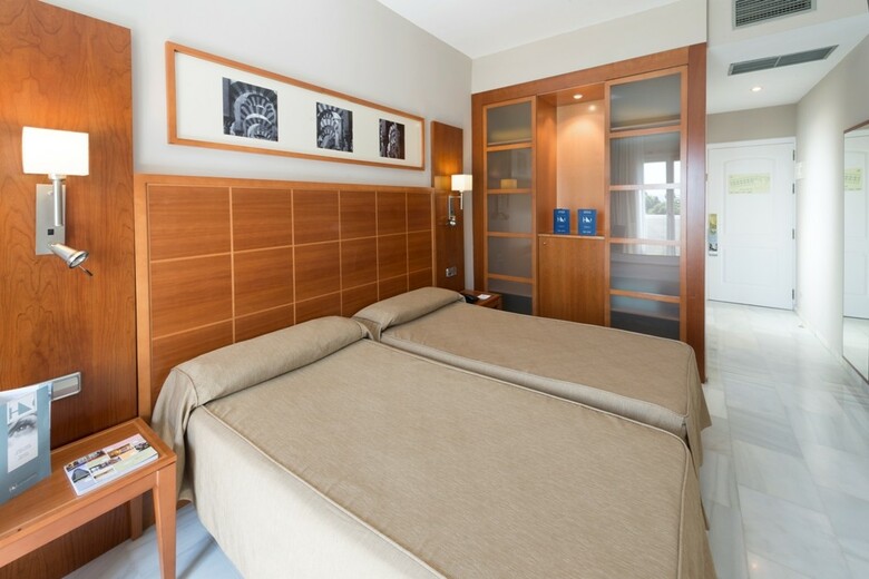 Hotel Exe Las Adelfas