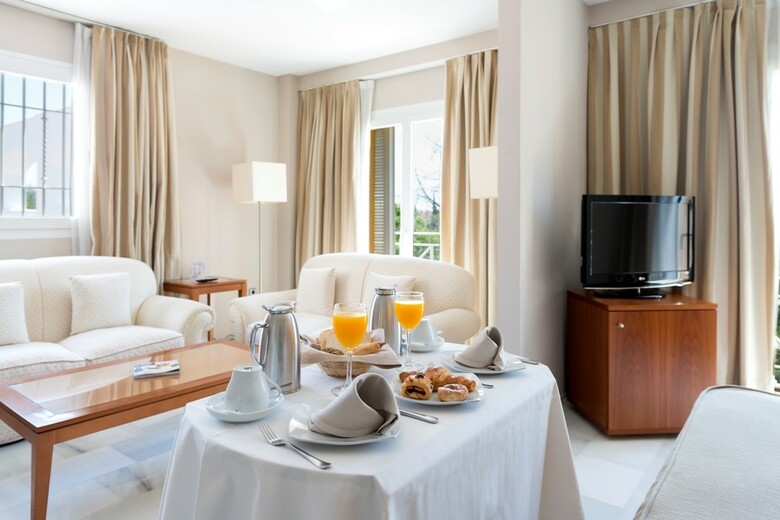 Hotel Exe Las Adelfas