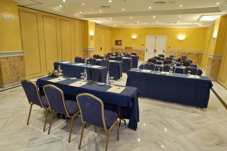 Hotel Exe Las Adelfas