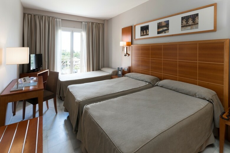 Hotel Exe Las Adelfas
