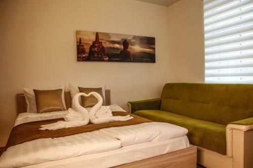 Dream Stay - Central Apartments Near Airport.
