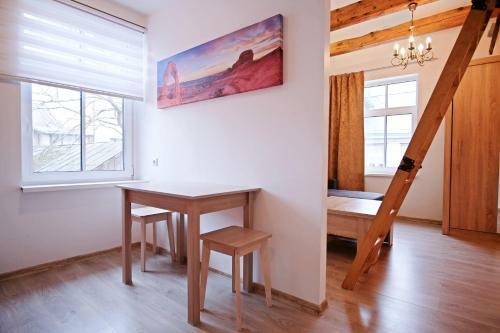 Dream Stay - Central Apartments Near Airport.