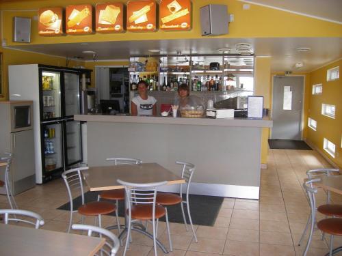 Posada Valaste Guest House And Camping