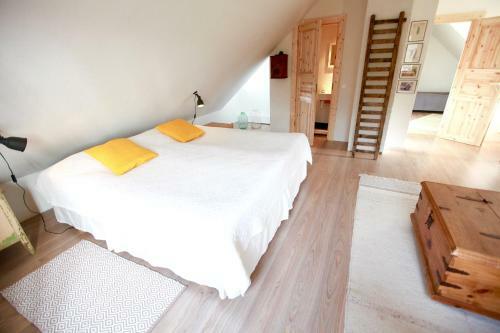 Bed & Breakfast Metsara B & B