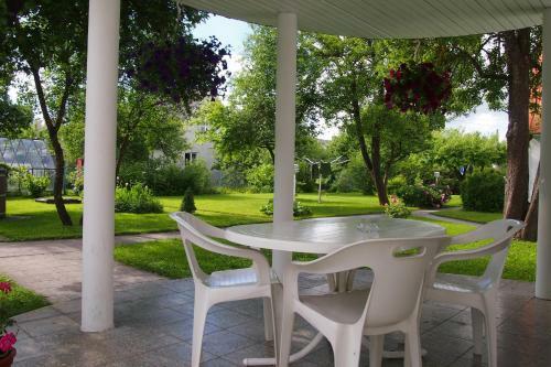 Hostal M�nni Guesthouse