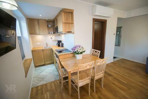 Maria Apartments