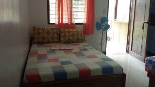 Hostal Bundal River Side