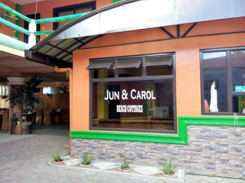 Hotel Jun And Carol Beach Cottages