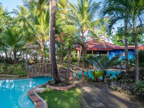 Hotel Polaris Beach And Dive Resort Inc