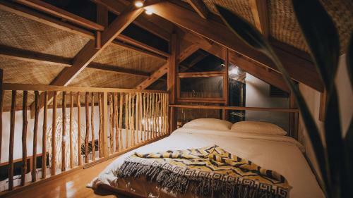 Lampara Siargao Boutique Hostel