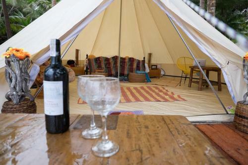 Glamping Siquijor By The Beach