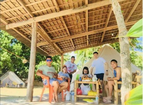 Glamping Siquijor By The Beach