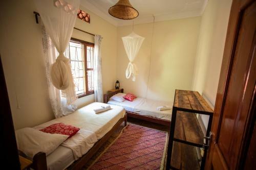 Bed & Breakfast Jinja Basecamp