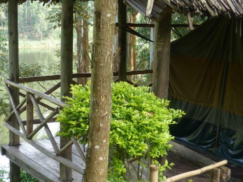 Hotel Supreme Adventure Park Bunyonyi