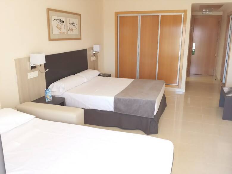 Hotel Adaria Vera