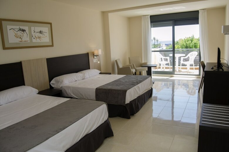 Hotel Adaria Vera